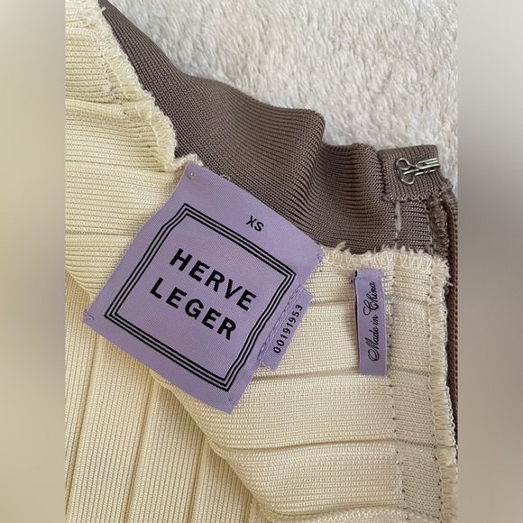 Hervé Leger “Gwyneth” bandage dress in XS - Picture 5 of 7